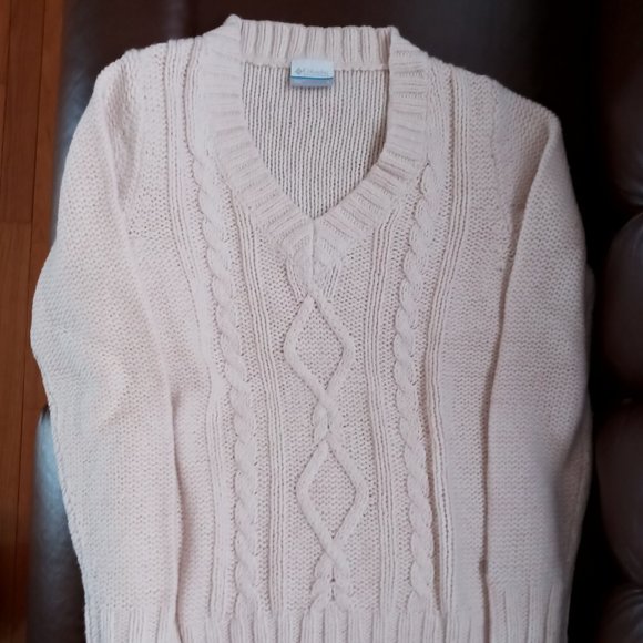 Columbia Sweaters - Columbia V neck pullover sweater, cream, size small